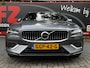 Volvo V60 2.0 T6 Twin Engine AWD Inscription PHEV - Schuifdak - Lederen bekleding - Massage stoelen - Wegklapbare trekhaak