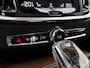 Volvo V60 2.0 T6 Twin Engine AWD Inscription PHEV - Schuifdak - Lederen bekleding - Massage stoelen - Wegklapbare trekhaak