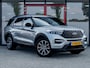 Ford Explorer 3.0 V6 EcoBoost PHEV ST-Line | 7 Persoons | Trekhaak | Bang & Olufsen Audio |Schuif/ Kantel Pano Dak | Stoelverwarming | Achterbank Verwarmd | Leder | Camera | 2.500KG Trekgewicht | Navigatie | Adaptieve Cruise Control |