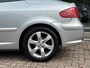 Peugeot 307 CC 2.0-16V (Keurige auto + RIJKLAAR)