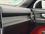 Volvo XC40 2.0 T5 AWD R-Design Intro Edition | Trekhaak | Panoramadak | 360 camera | Adaptive cruise control | Harman Kardon audio | Stoelverwarming | Actieve LED koplampen | 20" velgen | Elektrische stoelverstelling |