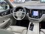 Volvo V60 2.0 B4 Aut | Momentum Business | Pano | Leer