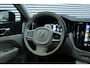 Volvo XC60 T6 Automaat Plug-in hybrid AWD Inscription | Lichtmetalen Velgen Multi-Spaaks 19" | Lederen Bekleding | Navigatiesysteem Full Map + Hard Disk | Rijstrooksensor Met Correctie | Voorstoelen Verwarmd + Ventilerend |  Parkeerverwarming Met Timer | Luchtvering Voor En Achter Met FOUR-C Settings | Premium Audio by Harman Kardon | Massagefunctie Voorstoelen |