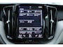 Volvo XC60 T6 Automaat Plug-in hybrid AWD Inscription | Lichtmetalen Velgen Multi-Spaaks 19" | Lederen Bekleding | Navigatiesysteem Full Map + Hard Disk | Rijstrooksensor Met Correctie | Voorstoelen Verwarmd + Ventilerend |  Parkeerverwarming Met Timer | Luchtvering Voor En Achter Met FOUR-C Settings | Premium Audio by Harman Kardon | Massagefunctie Voorstoelen |