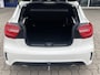 Mercedes-Benz A-klasse 180 Ambition 123PK Trekhaak, Subwoofer, AMG styling, Rijklaar met beurt & garantie!