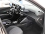 Peugeot 2008 SUV 130 pk Allure Pack | 1ste eigenaar | Camera | LEER/Stof | AppleCarPlay/Android | 17"LMV | LED lampen | AUTOMAAT
