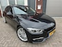 BMW 3-Serie 330e Centennial High Executive / Pano / Leder / Head-up / Harman-Kardon / Memory