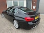 BMW 3-Serie 330e Centennial High Executive / Pano / Leder / Head-up / Harman-Kardon / Memory