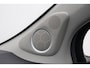 Toyota Yaris 1.5 Hybrid Dynamic | Navigatie | Keyless | Cruise Control | Clima | Parkeersensoren achter | Camera | 16 inch | Premium audio | Bluetooth | Dakspoiler