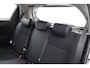 Toyota Yaris 1.5 Hybrid Dynamic | Navigatie | Keyless | Cruise Control | Clima | Parkeersensoren achter | Camera | 16 inch | Premium audio | Bluetooth | Dakspoiler