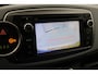 Toyota Yaris 1.5 Hybrid Dynamic | Navigatie | Keyless | Cruise Control | Clima | Parkeersensoren achter | Camera | 16 inch | Premium audio | Bluetooth | Dakspoiler