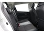 Toyota Yaris 1.5 Hybrid Dynamic | Navigatie | Keyless | Cruise Control | Clima | Parkeersensoren achter | Camera | 16 inch | Premium audio | Bluetooth | Dakspoiler