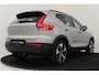 Volvo XC40 B4 (M-HYBRID) PLUS DARK -CAMERA|ADAP.CRUISE|VERW.VOORRUIT|TREKHAAK|HARMAN/KARDON|19"