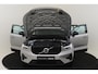 Volvo XC40 B4 (M-HYBRID) PLUS DARK -CAMERA|ADAP.CRUISE|VERW.VOORRUIT|TREKHAAK|HARMAN/KARDON|19"