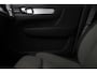 Volvo XC40 B4 (M-HYBRID) PLUS DARK -CAMERA|ADAP.CRUISE|VERW.VOORRUIT|TREKHAAK|HARMAN/KARDON|19"