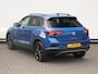 Volkswagen T-Roc 1.5 TSI Sport Business R 150pk DSG | Navigatie | Cruise control | Climatronic | Black Style | Camera | Winterpakket | elektrische achterklep | Dodehoek detectie | LED |