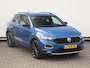 Volkswagen T-Roc 1.5 TSI Sport Business R 150pk DSG | Navigatie | Cruise control | Climatronic | Black Style | Camera | Winterpakket | elektrische achterklep | Dodehoek detectie | LED |