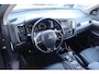Mitsubishi Outlander 2.0 PHEV Instyle+ Navigatie, Climate control, Camera, Cruise control, LDW