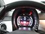 Fiat 500C 0.9 TwinAir Turbo 500S Cabrio gt interiuer, Airco, Bluetooth, Elektronisch Stabiliteits Programma, Hill hold functie, Parkeersensoren achter, Stuur multifunctioneel, Sportstoel, Sportstuur compacte cabrio met een flinke dosis charme en karakter. Dankzij de pittige TwinAir Turbo motor (85 pk) is hij lekker vlot, zuinig én levendig om te rijden. De “500S” uitvoering geeft hem een