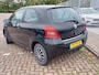 Toyota Yaris 1.0 VVTi AIRCO / CENTR.VERGR. / ELECTR.RUITEN / CRUISE CONTROLL / TREKHAAK