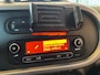 Renault Twingo 1.0 SCe Limited,Dealeronderhouden,Airco,Snelheidsbegrenzer,Bluetooth met Spraakbediening,Elektrischpakket,Achteruitrijsensoren,15 Inch Lmv