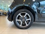 Renault Twingo 1.0 SCe Limited,Dealeronderhouden,Airco,Snelheidsbegrenzer,Bluetooth met Spraakbediening,Elektrischpakket,Achteruitrijsensoren,15 Inch Lmv