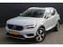 Volvo XC40 1.5 T5 Twin Engine Momentum Pro | Incl. 12 maanden garantie | Voor/achter stoelen verwarmd | Achteruitrijcamera | Parkeersensoren | Stuurwielverwarming | Navigatie | Apple carplay/android auto | Elektrische kofferklep | Cruise control