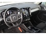 Volvo XC40 1.5 T5 Twin Engine Momentum Pro | Incl. 12 maanden garantie | Voor/achter stoelen verwarmd | Achteruitrijcamera | Parkeersensoren | Stuurwielverwarming | Navigatie | Apple carplay/android auto | Elektrische kofferklep | Cruise control