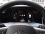 Volkswagen Golf Variant Life Edition 1.5 TSI 116 pk | Wegklapbare trekhaak | Adaptieve Cruise Control | Elektrisch bedienbare achterklep | Achteruitrijcamera | Stoelverwarming | 18 inch velgen | Fabrieksgarantie