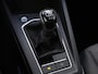 Volkswagen Golf Variant Life Edition 1.5 TSI 116 pk | Wegklapbare trekhaak | Adaptieve Cruise Control | Elektrisch bedienbare achterklep | Achteruitrijcamera | Stoelverwarming | 18 inch velgen | Fabrieksgarantie
