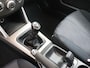 Subaru Forester 2.0 Luxury Trekhaak, Airco, Cruise control, Stuur multifunctioneel, Voorstoelen verwarmd, Dakrails, Elektronisch Stabiliteits Programma, Elektronische remkrachtverdeling, Niveauregeling automatisch robuuste en betrouwbare SUV die comfort en terreinvaardigheid moeiteloos combineert. Dankzij Subaru’s kenmerkende symmetrische vierwielaandrijving en de krachtige 2.0-liter motor voel je je z