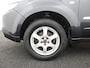 Subaru Forester 2.0 Luxury Trekhaak, Airco, Cruise control, Stuur multifunctioneel, Voorstoelen verwarmd, Dakrails, Elektronisch Stabiliteits Programma, Elektronische remkrachtverdeling, Niveauregeling automatisch robuuste en betrouwbare SUV die comfort en terreinvaardigheid moeiteloos combineert. Dankzij Subaru’s kenmerkende symmetrische vierwielaandrijving en de krachtige 2.0-liter motor voel je je z