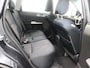 Subaru Forester 2.0 Luxury Trekhaak, Airco, Cruise control, Stuur multifunctioneel, Voorstoelen verwarmd, Dakrails, Elektronisch Stabiliteits Programma, Elektronische remkrachtverdeling, Niveauregeling automatisch robuuste en betrouwbare SUV die comfort en terreinvaardigheid moeiteloos combineert. Dankzij Subaru’s kenmerkende symmetrische vierwielaandrijving en de krachtige 2.0-liter motor voel je je z