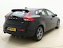 Volvo V40 2.0 T3 153pk Nordic+ / Stoelverwarming / Stand kachel / Parkeersensoren / All-season banden / Verwarmbaar vorruit