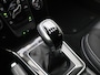 Volvo V40 2.0 T3 153pk Nordic+ / Stoelverwarming / Stand kachel / Parkeersensoren / All-season banden / Verwarmbaar vorruit