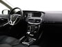 Volvo V40 2.0 T3 153pk Nordic+ / Stoelverwarming / Stand kachel / Parkeersensoren / All-season banden / Verwarmbaar vorruit