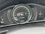 Volvo V40 2.0 T3 153pk Nordic+ / Stoelverwarming / Stand kachel / Parkeersensoren / All-season banden / Verwarmbaar vorruit