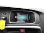 Volvo V40 2.0 T3 153pk Nordic+ / Stoelverwarming / Stand kachel / Parkeersensoren / All-season banden / Verwarmbaar vorruit