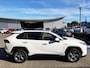 Toyota RAV4 2.5 HYBRID AWD EXECUTIVE TREKHAAK 360°CAMERA JBL-AUDIO BLIND-SPOT STOEL/STUURVERW STOELKOELING PARK-SENSOREN ELEK-ACHTERKLEP LEDER MEMORY-SEATS AD-CRUISE