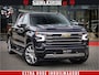 Chevrolet Silverado LUXURY PICK UP | 6.2 V8 HIGH COUNTRY | BOM VOL | DC | TITANIUM RUSH KLEUR | HUD | ZO GOED ALS NIEUW |