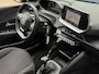 Peugeot 208 1.2 PureTech Pack - Navigatie / Apple CarPlay I Airco I LED I PDC I Sport velgen I Dealer onderhouden