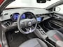 Alfa Romeo Junior Elettrica Veloce 54 kWh 280pk Automaat | Elektrisch Bedienbare Bestuurdersstoel met Stoelmassage | Elektrisch Bedienbare Achterklep | Navigatie | Climate Control | Adaptieve Cruise Control | Achteruitrijcamera | Parkeersensoren Voor + Achter | Dodehoek Detectie | Keyless Entry/Start | Matrix-LED Koplampen | Verwarmbare Voostoelen/Stuur | Apple Carplay/Android Auto |