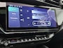 Alfa Romeo Junior Elettrica Veloce 54 kWh 280pk Automaat | Elektrisch Bedienbare Bestuurdersstoel met Stoelmassage | Elektrisch Bedienbare Achterklep | Navigatie | Climate Control | Adaptieve Cruise Control | Achteruitrijcamera | Parkeersensoren Voor + Achter | Dodehoek Detectie | Keyless Entry/Start | Matrix-LED Koplampen | Verwarmbare Voostoelen/Stuur | Apple Carplay/Android Auto |
