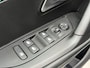 Peugeot e-2008 EV Allure Pack 50 kWh | Stoelverwarming | Camera achter | Carplay/Android Auto |