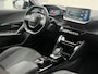 Peugeot e-2008 EV Allure Pack 50 kWh | Stoelverwarming | Camera achter | Carplay/Android Auto |