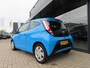 Toyota Aygo 1.0 VVT-i X-Play Airco Cruise Camera Led Navi 2016