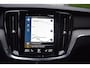 Volvo V60 2.0 T8 Recharge AWD Inscription PANORAMADAK / EL.TREKHAAK / LEER / CAMERA / HARMAN-KARDON