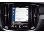Volvo V60 2.0 T8 Recharge AWD Inscription PANORAMADAK / EL.TREKHAAK / LEER / CAMERA / HARMAN-KARDON