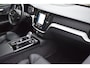 Volvo V60 2.0 T8 Recharge AWD Inscription PANORAMADAK / EL.TREKHAAK / LEER / CAMERA / HARMAN-KARDON