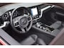 Volvo V60 2.0 T8 Recharge AWD Inscription PANORAMADAK / EL.TREKHAAK / LEER / CAMERA / HARMAN-KARDON